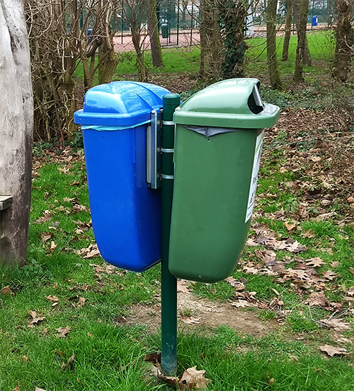 afvalbakken openbare ruimte